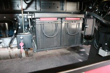 ���� �����A6LII�п� 220���� 4X2 6.8�������ػ���ͼƬ