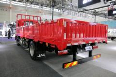 江淮 帅铃Q9 195马力 4X2 6.8米栏板载货车(国六b)