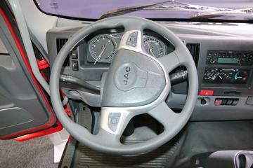 ���� ˧��Q9 195���� 4X2 6.8�������ػ���(����b)ͼƬ