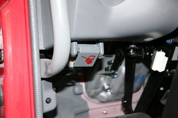���� ˧��Q9 195���� 4X2 6.8�������ػ���(����b)ͼƬ