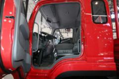 江淮 帅铃Q9 195马力 4X2 6.8米栏板载货车(国六b)