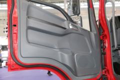 江淮 帅铃Q9 195马力 4X2 6.8米栏板载货车(国六b)