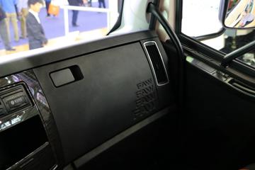 һ����� J6L 4X2����������(������)(CHD5121TCAJFBEV)ͼƬ