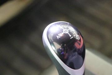 һ����� J6L 4X2����������(������)(CHD5121TCAJFBEV)ͼƬ