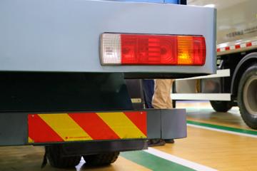 һ����� J6L 4X2����������(������)(CHD5121TCAJFBEV)ͼƬ