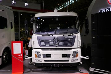 东风商用车底盘&nbsp;扫路车外观图片