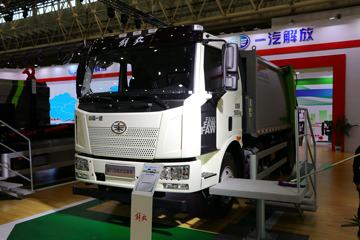 一汽解放 J6L 220马力 4X2 压缩式垃圾车(国六)(中联重科)