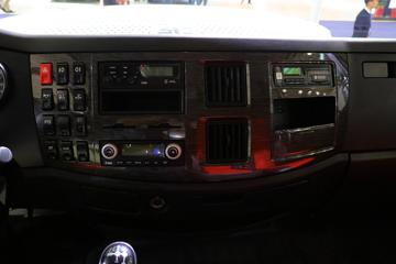 һ����� J6L 4X2���綯�����жʽ������(������)(ZBH5180ZXXCABEV)ͼƬ