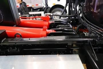 һ����� J6L 4X2���綯�����жʽ������(������)(ZBH5180ZXXCABEV)ͼƬ