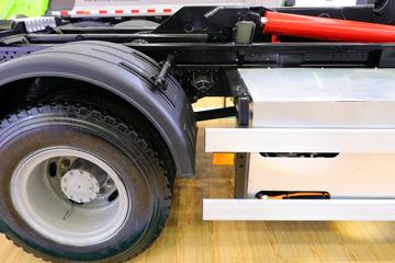 һ����� J6L 4X2���綯�����жʽ������(������)(ZBH5180ZXXCABEV)ͼƬ