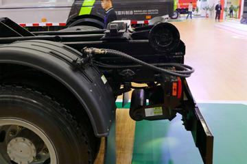 һ����� J6L 4X2���綯�����жʽ������(������)(ZBH5180ZXXCABEV)ͼƬ