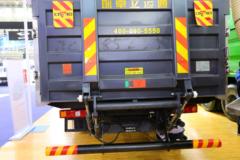陕汽重卡 德龙L3000 旗舰版 240马力 4X2 6.75米冷藏车(国六)