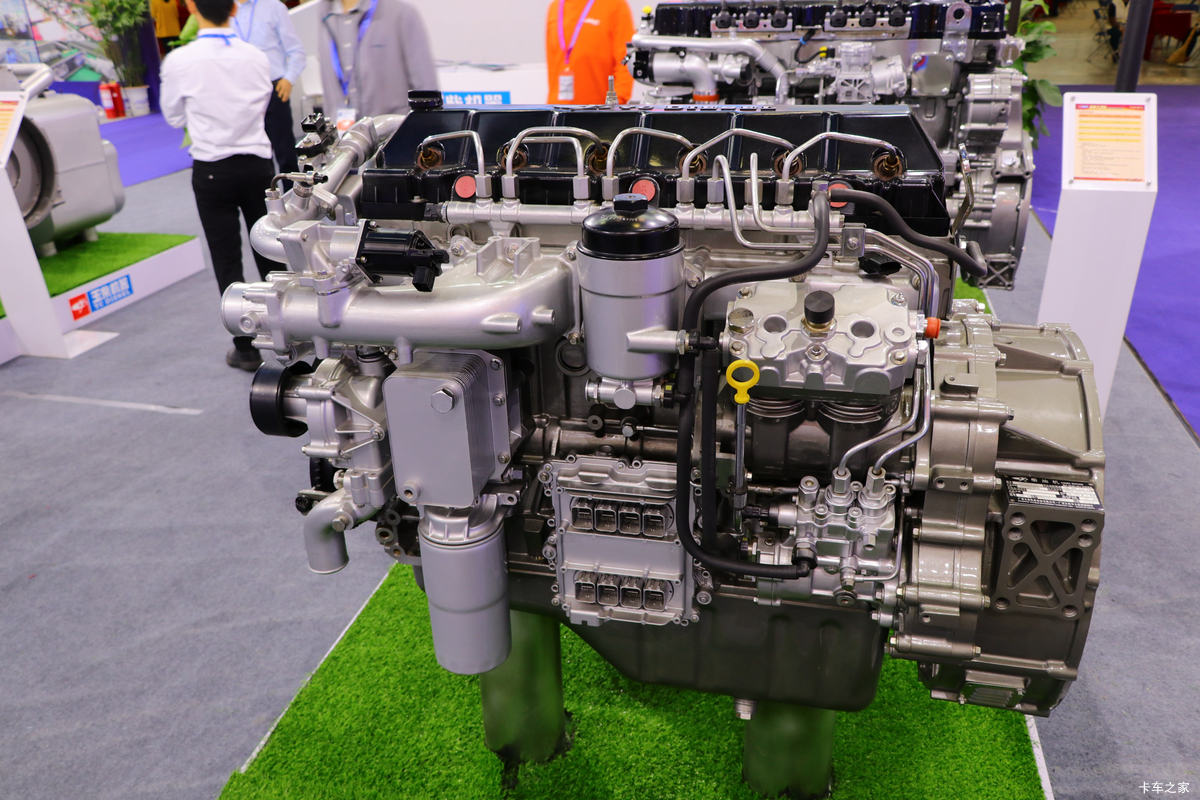 玉柴YCS06290-61 290马力 6.5L 国六 柴油发动机