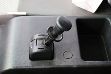 ����ʮͨ ���⿨ ���� T3������ȼ�ϵ綯��ʽ�Ῠ58.34kWhͼƬ