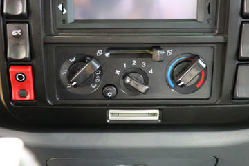 ����ʮͨ ���⿨ ���� T3������ȼ�ϵ綯��ʽ�Ῠ58.34kWhͼƬ