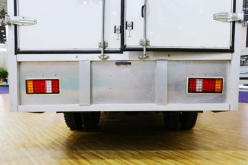 ����ʮͨ ���⿨ ���� T3������ȼ�ϵ綯��ʽ�Ῠ58.34kWhͼƬ