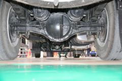 青岛解放 龙VH 2.0版 240马力 4X2 6.65米厢式载货车(CA5189CCYPK2L2E5A80)