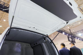 递哥&nbsp;电动封闭厢货货厢图片