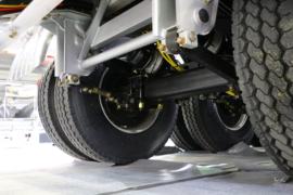 13.75米系列&nbsp;粉粒物料运输半挂车外观图片