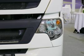 重汽豪沃(HOWO)底盘&nbsp;冷藏车外观图片