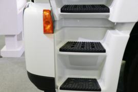 上汽红岩底盘&nbsp;冷藏车外观图片