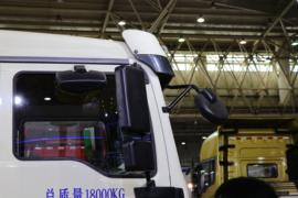 德龙L3000&nbsp;扫路车外观图片