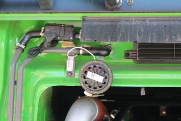 �й����� HOWO�ؿ� 400���� 6X4 6����ж��(ZZ3257V3847F1)ͼƬ