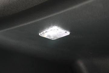 �й����� HOWO T7H�ؿ� 500���� 4X2ǣ����(��Һ��������)(����)(ZZ4187V361HF1)ͼƬ