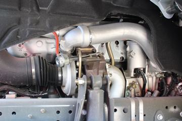 �й����� HOWO T7H�ؿ� 500���� 4X2ǣ����(��Һ��������)(����)(ZZ4187V361HF1)ͼƬ