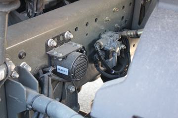 �й����� HOWO T7H�ؿ� 500���� 4X2ǣ����(��Һ��������)(����)(ZZ4187V361HF1)ͼƬ