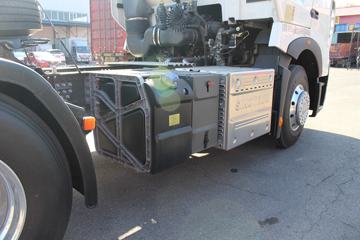 �й����� HOWO T7H�ؿ� 500���� 4X2ǣ����(��Һ��������)(����)(ZZ4187V361HF1)ͼƬ