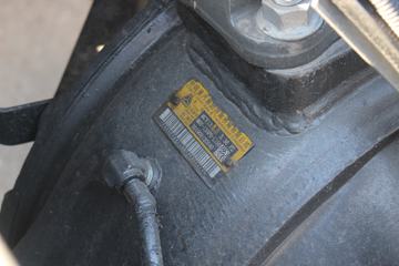 �й����� HOWO T7H�ؿ� 500���� 4X2ǣ����(��Һ��������)(����)(ZZ4187V361HF1)ͼƬ