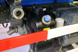 重汽豪瀚底盘&nbsp;洒水车/喷洒车底盘图片