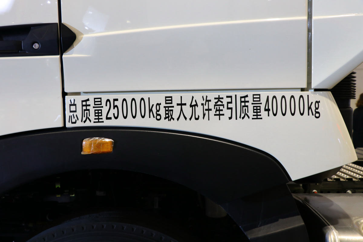 �й����� HOWO T7H�ؿ� 440���� 6X4ǣ����(���ٵ�)���                                                