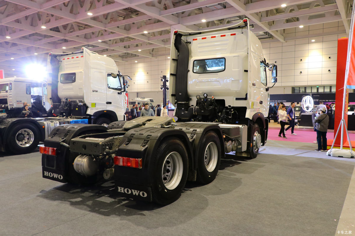 �й����� HOWO T7H�ؿ� 440���� 6X4ǣ����(���ٵ�)���                                                