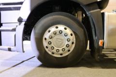 中国重汽 HOWO T7H重卡 440马力 6X4牵引车(超速挡)(ZZ4257V324HE1B)