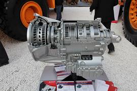 5000系列&nbsp;变速箱外观                                                图片