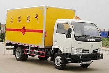 东风 金霸 109马力 4X2 爆破器材运输车(江特牌)(JDF5050XQY)