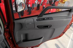 东风商用车 天龙重卡 350马力 6X2 牵引车(高顶双卧D901)(DFL4250A10)