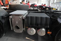 东风商用车 天龙重卡 350马力 6X2 牵引车(高顶双卧D901)(DFL4250A10)