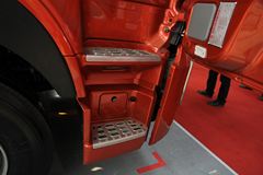 东风商用车 天龙重卡 350马力 6X2 牵引车(高顶双卧D901)(DFL4250A10)