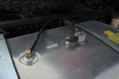 福田 欧曼GTL 6系重卡 385马力 6X4 牵引车(GTL-2490高顶标准版驾驶室)(BJ4259SMFKB-3)