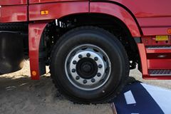 福田 欧曼GTL 6系重卡 385马力 6X4 牵引车(GTL-2490高顶标准版驾驶室)(BJ4259SMFKB-3)