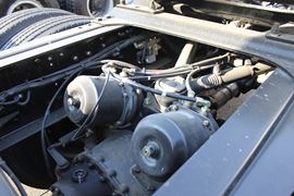 欧曼VT&nbsp;牵引车底盘                                                图片