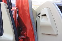 中国重汽HOWO 悍将 120马力 3.8米排半栏板轻卡(宽体)