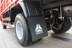 中国重汽HOWO 悍将 120马力 3.8米排半栏板轻卡(宽体)