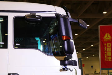 �й����� HOWO T5G�ؿ� 25T 6X4���˼�ʻ���綯ǣ����MAT16BG����248.2kWhͼƬ