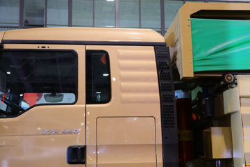 �й����� �ǵ¿�SITRAK C7H�ؿ� 440���� 8X4 7.8����ж��(����)(ZZ3316N406MF1)ͼƬ