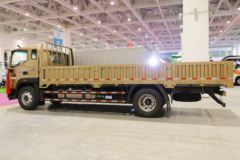 福田 奥铃大黄蜂 210马力 6.8米排半栏板载货车(BJ1186VKPFK-A1)