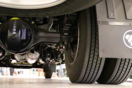 奥铃大黄蜂&nbsp;载货车底盘                                                图片